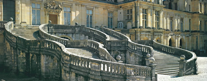 escalier en fer-à-cheval Fontainebleau